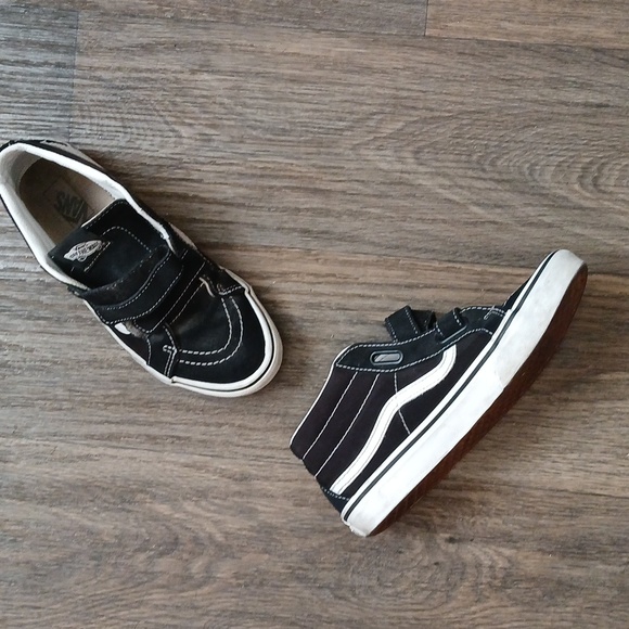 Vans Kids Velcro Sk8 Old Skool Mid Shoes. - Picture 10 of 15